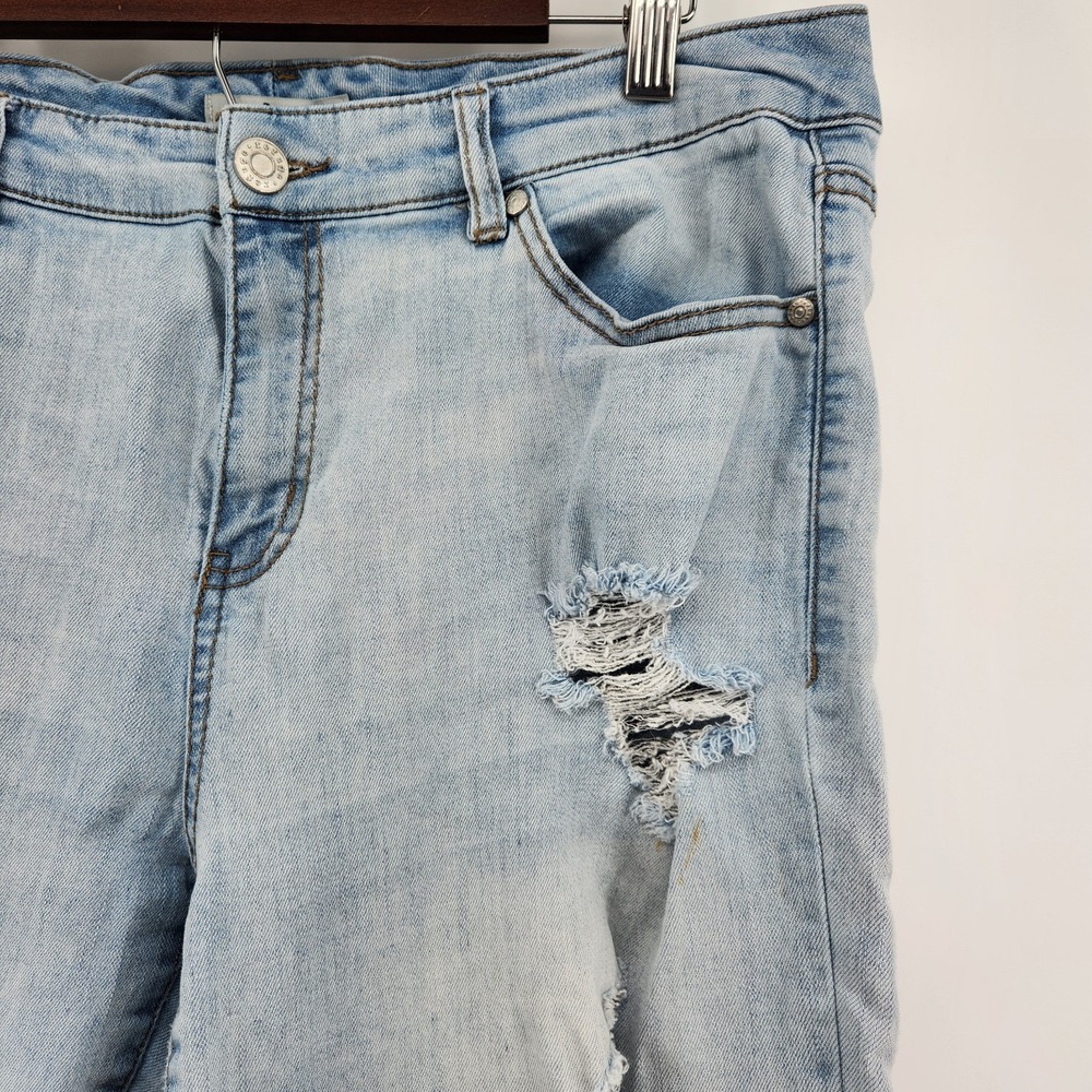 Refuge Distressed Ripped Light Wash Skinny‎ Jeans Stretch Denim Size 16 Grunge